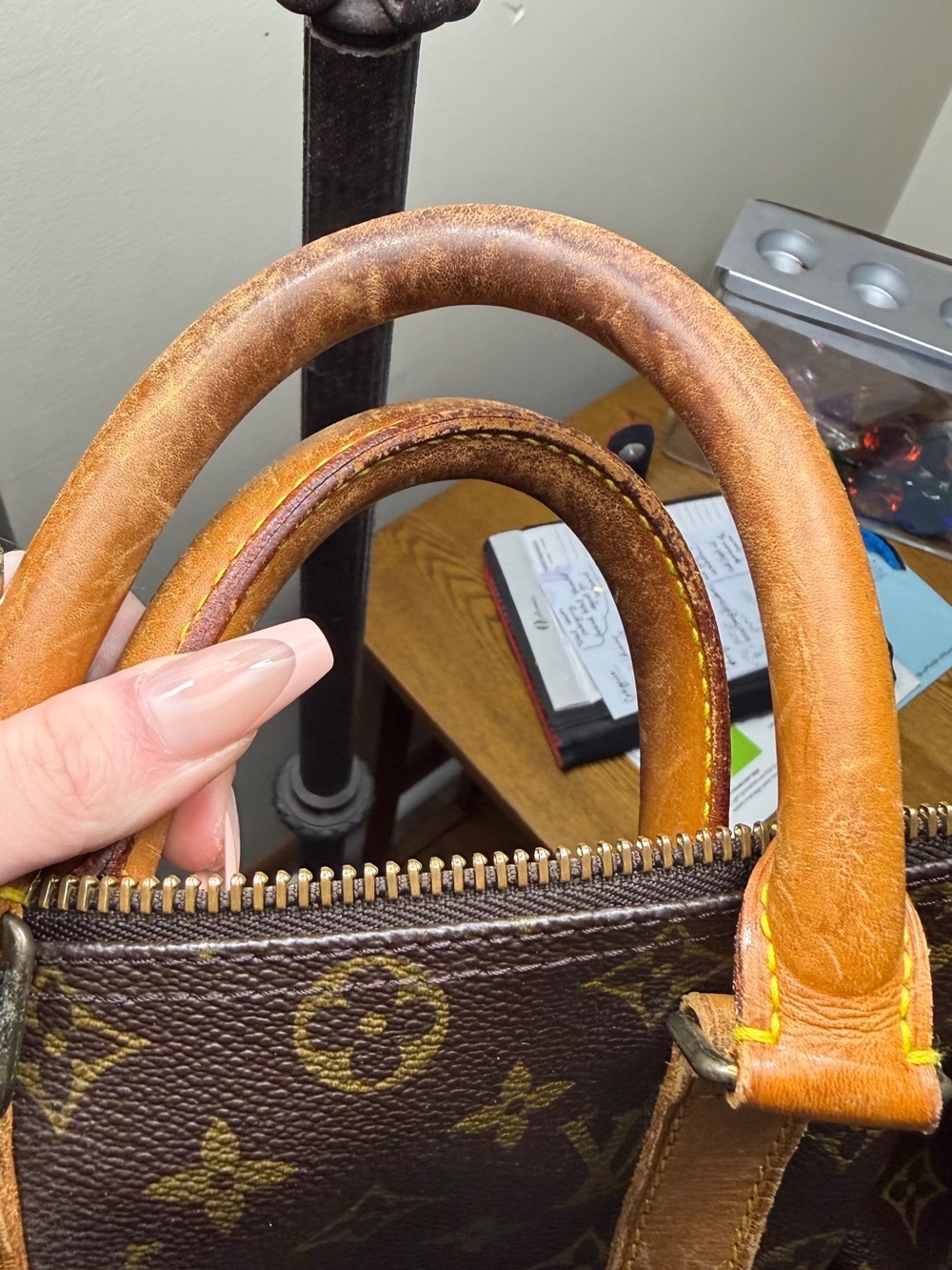 Louis Vuitton Brown Monogram Travel Tote with Natural Leather Trim - Picture 3 of 14